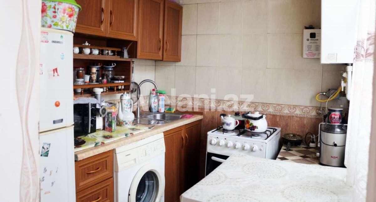Satılır, yeni tikili, 2 otaqlı, 50 m², Bakı, Nəsimi r, 4-cü mikrorayon q, Memar Əcəmi m.