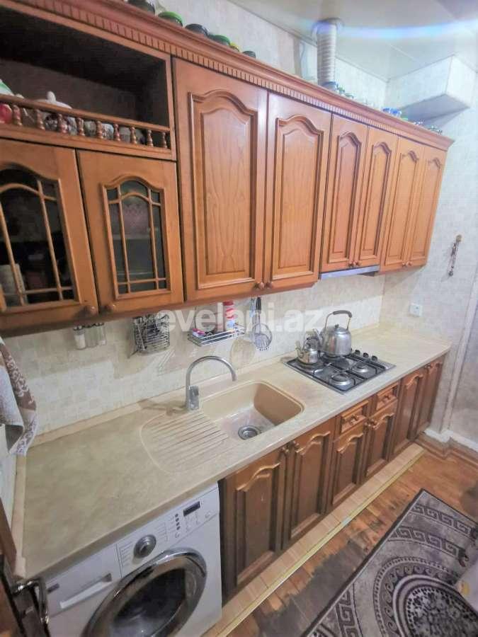 Kirayə verilir, köhnə tikili, 4 otaqlı, 130 m², Bakı, Binəqədi r, M. Rəsulzadə q, Azadlıq prospekti m.
