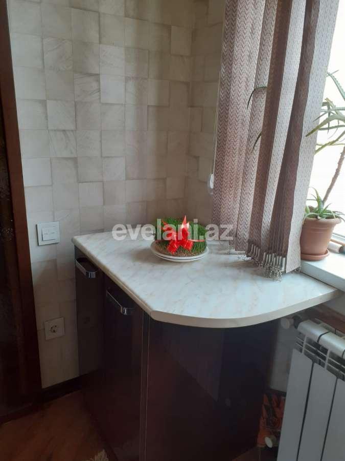 Kirayə verilir, köhnə tikili, 2 otaqlı, 50 m², Bakı, Binəqədi r, 7-ci mikrorayon q, Azadlıq prospekti m.