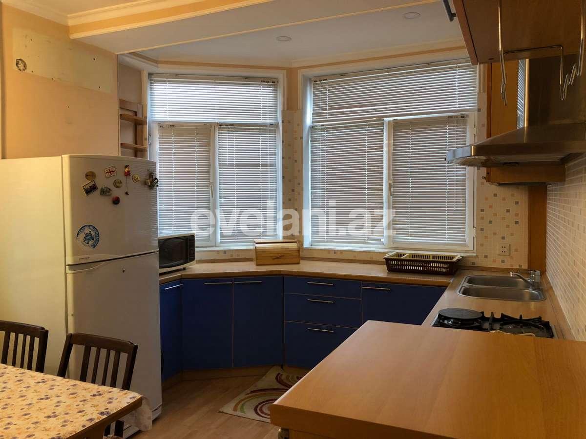 Kirayə verilir, köhnə tikili, 2 otaqlı, 80 m², Bakı, Xətai r, Həzi Aslanov q, Həzi Aslanov m.