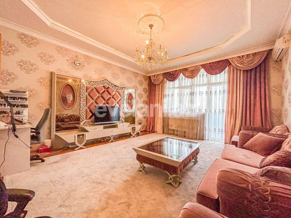 Satılır, yeni tikili, 3 otaqlı, 118 m², Bakı, Xətai r, Həzi Aslanov q, Həzi Aslanov m.