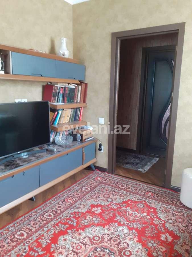 Kirayə verilir, köhnə tikili, 2 otaqlı, 45 m², Bakı, Binəqədi r, 8-ci mikrorayon q, Azadlıq prospekti m.