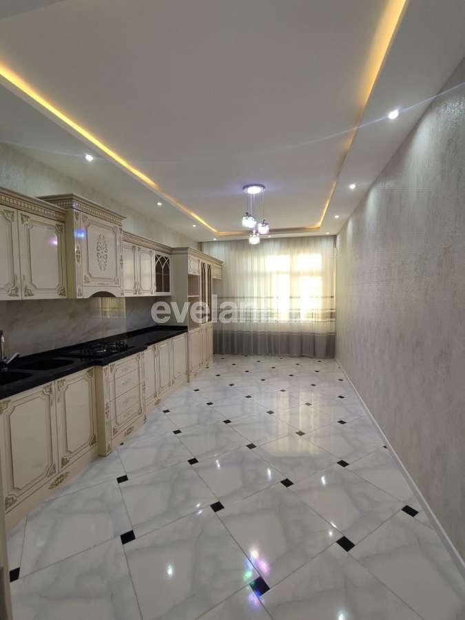 Satılır, yeni tikili, 3 otaqlı, 130 m², Bakı, Nizami r, Neftçilər m.