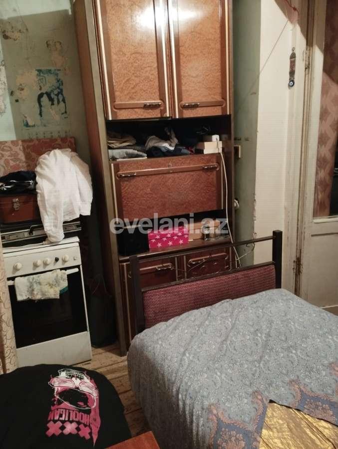 Satılır, köhnə tikili, 2 otaqlı, 52 m², Bakı, Yasamal r, Memar Əcəmi m.