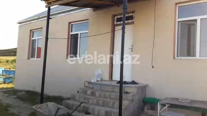 Satılır, həyət evi / bağ, 3 otaqlı, 80 m², Şamaxı