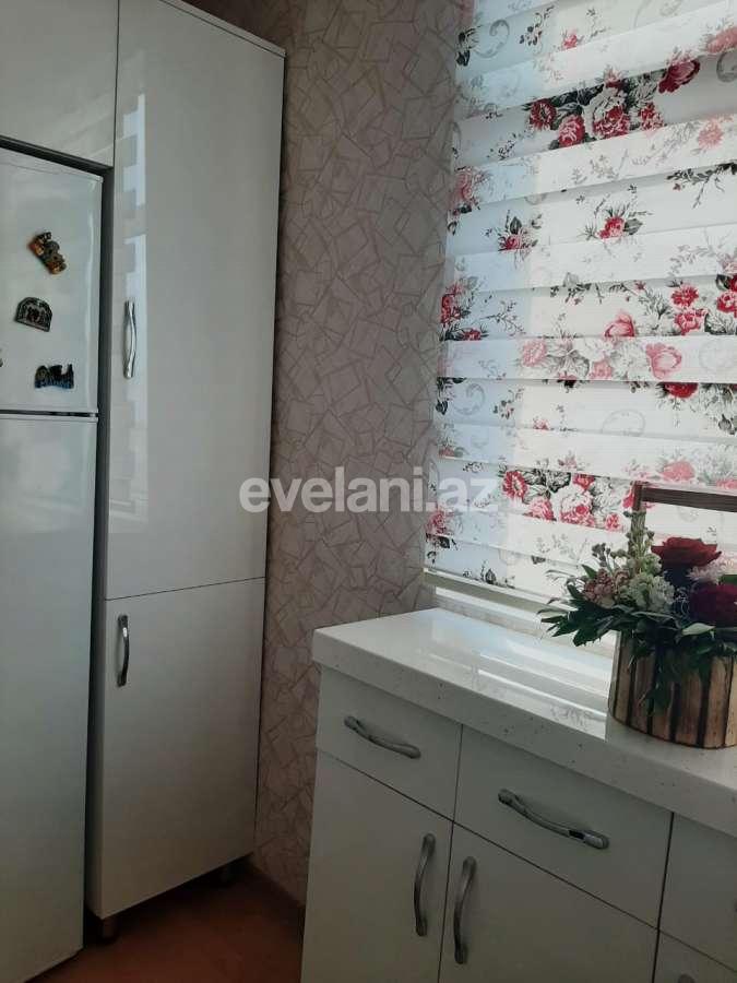 Satılır, köhnə tikili, 2 otaqlı, 50 m², Bakı, Binəqədi r, 7-ci mikrorayon q, Dərnəgül m.