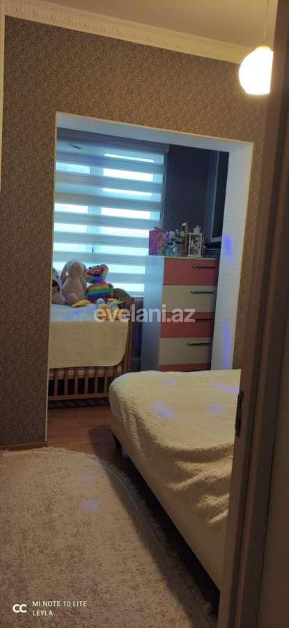 Satılır, köhnə tikili, 2 otaqlı, 50 m², Bakı, Binəqədi r, 7-ci mikrorayon q, Dərnəgül m.