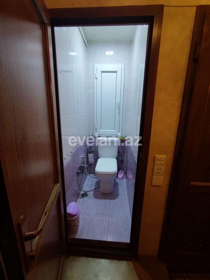 Satılır, köhnə tikili, 2 otaqlı, 65 m², Bakı, Binəqədi r, 9-cu mikrorayon q, Memar Əcəmi m.