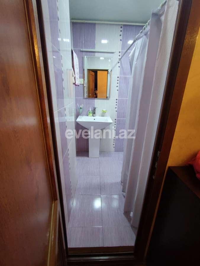 Satılır, köhnə tikili, 2 otaqlı, 65 m², Bakı, Binəqədi r, 9-cu mikrorayon q, Memar Əcəmi m.