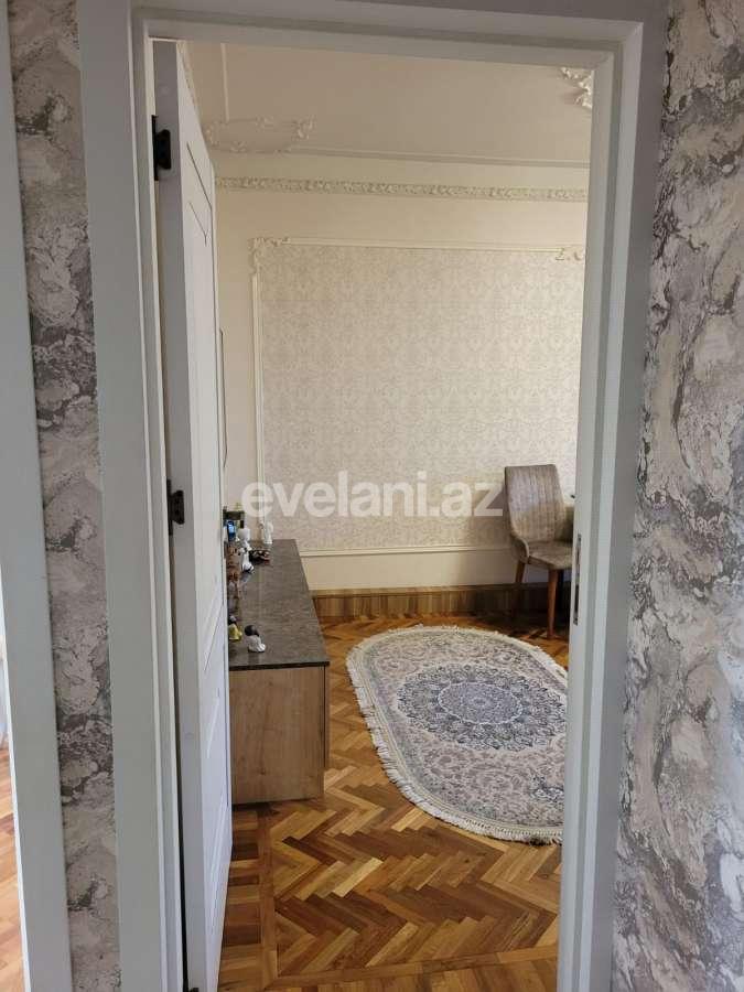 Продаётся, вторичка, 4-комнаты, 117 m², Баку, Бинагадинский r, 8-й микрорайон p, Азадлыг проспекти m.