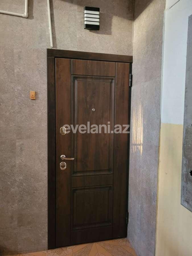 Продаётся, вторичка, 4-комнаты, 117 m², Баку, Бинагадинский r, 8-й микрорайон p, Азадлыг проспекти m.