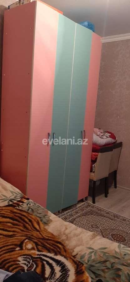 Satılır, köhnə tikili, 2 otaqlı, 50 m², Bakı, Nəsimi r, 4-cü mikrorayon q, Memar Əcəmi m.