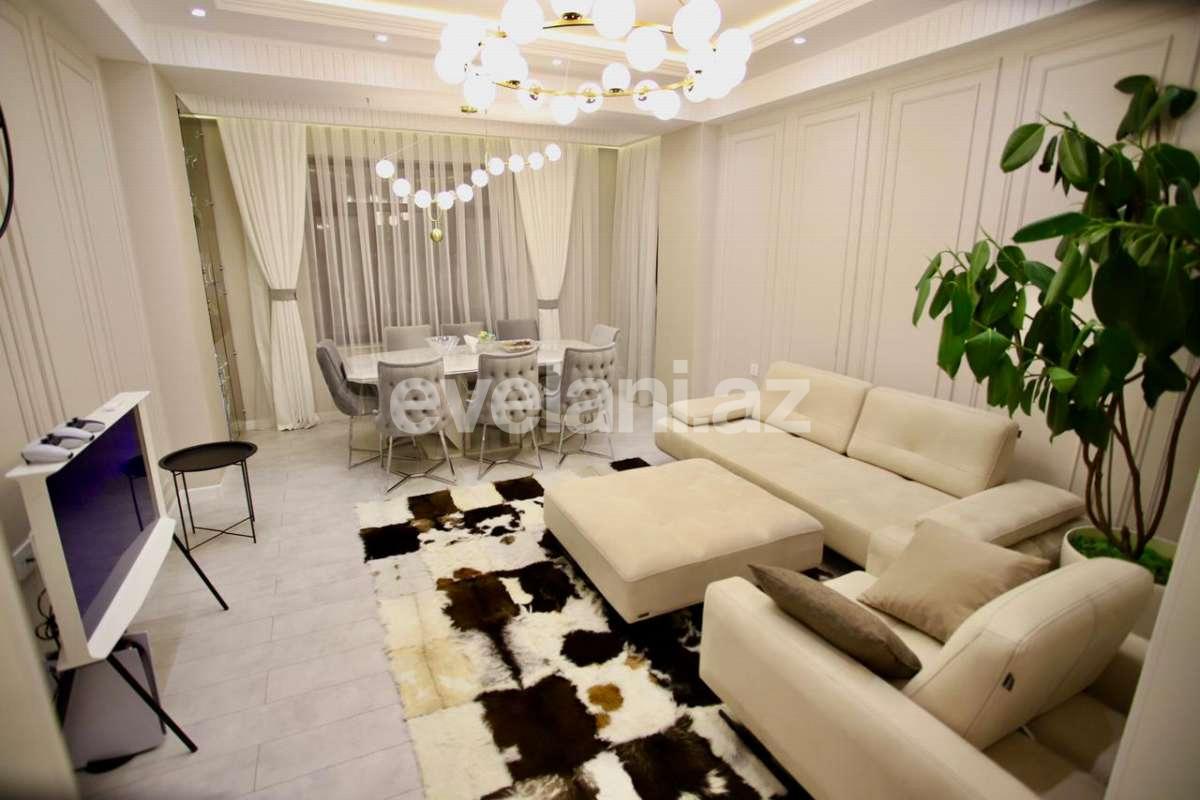 Satılır, yeni tikili, 3 otaqlı, 90 m², Bakı, Binəqədi r, 7-ci mikrorayon q, Dərnəgül m.