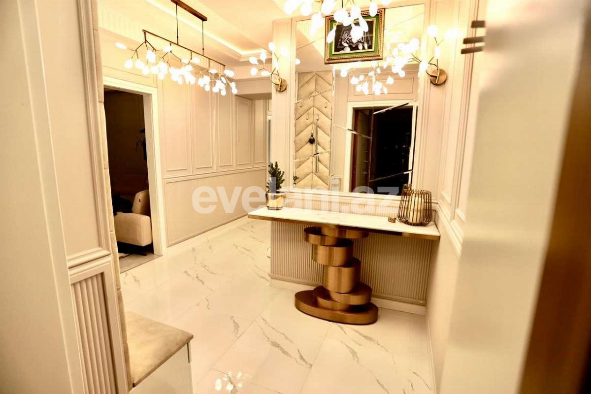 Satılır, yeni tikili, 3 otaqlı, 90 m², Bakı, Binəqədi r, 7-ci mikrorayon q, Dərnəgül m.