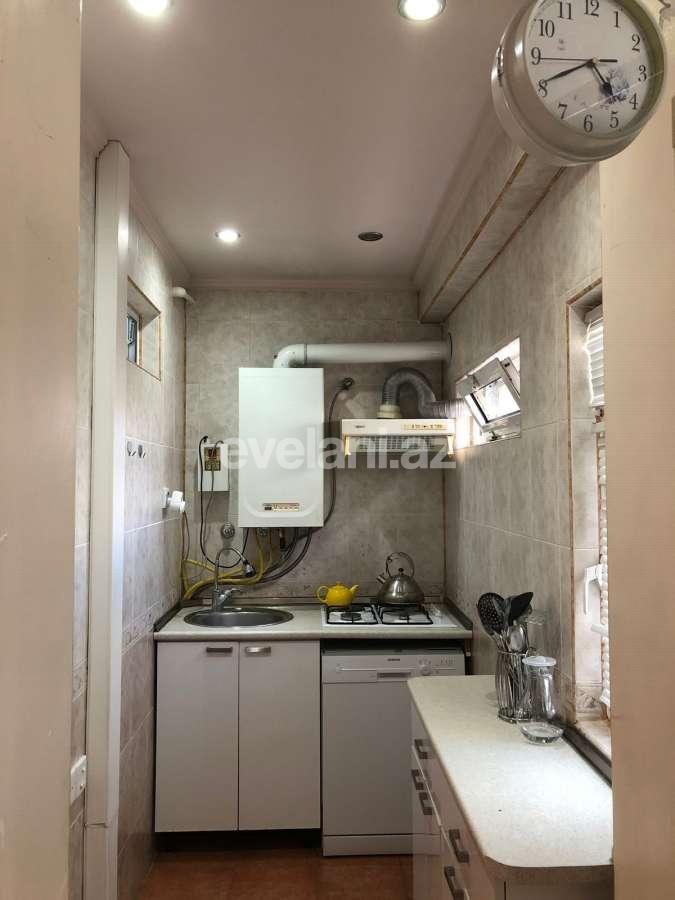 Sale, old building, 2 room, 80 m², Baku, Yasamal r, Elmlar Akademiyası m.