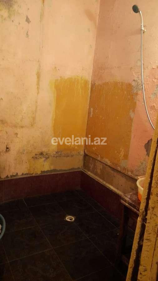 Satılır, köhnə tikili, 1 otaqlı, 34 m², Bakı, Binəqədi r, 9-cu mikrorayon q, Memar Əcəmi m.