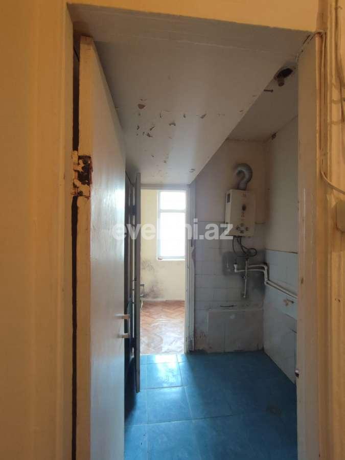 Satılır, köhnə tikili, 2 otaqlı, 43 m², Bakı, Binəqədi r, 7-ci mikrorayon q, Dərnəgül m.