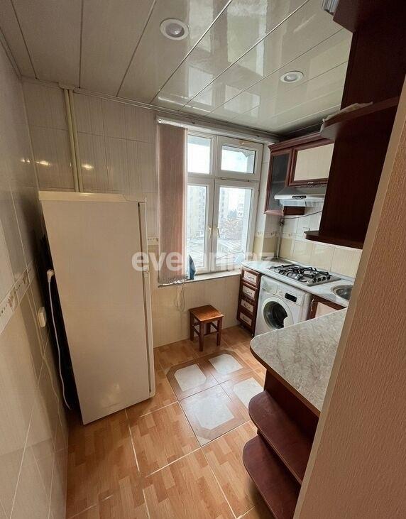 Kirayə verilir, köhnə tikili, 2 otaqlı, 60 m², Bakı, Nizami r, Neftçilər m.