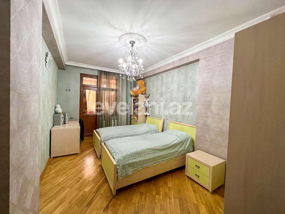 Sale, new building, 3 room, 136 m², Baku, Nizami r, Neftchilar m.