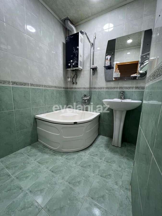 Satılır, köhnə tikili, 3 otaqlı, 90 m², Bakı, Binəqədi r, 9-cu mikrorayon q, Memar Əcəmi m.