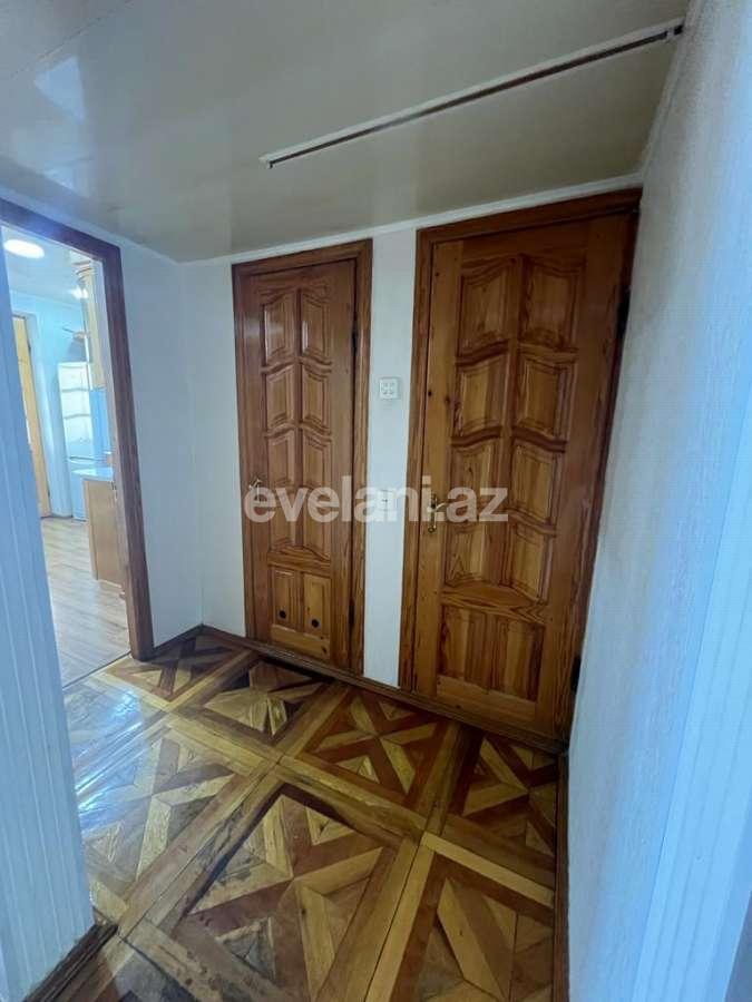 Satılır, köhnə tikili, 3 otaqlı, 90 m², Bakı, Binəqədi r, 9-cu mikrorayon q, Memar Əcəmi m.