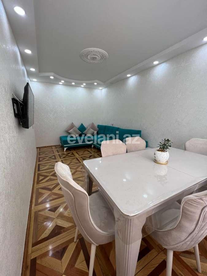 Satılır, köhnə tikili, 3 otaqlı, 90 m², Bakı, Binəqədi r, 9-cu mikrorayon q, Memar Əcəmi m.