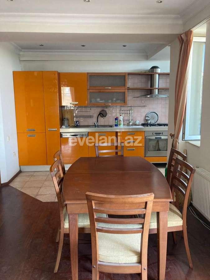 Kirayə verilir, köhnə tikili, 2 otaqlı, 80 m², Bakı, Səbail r.