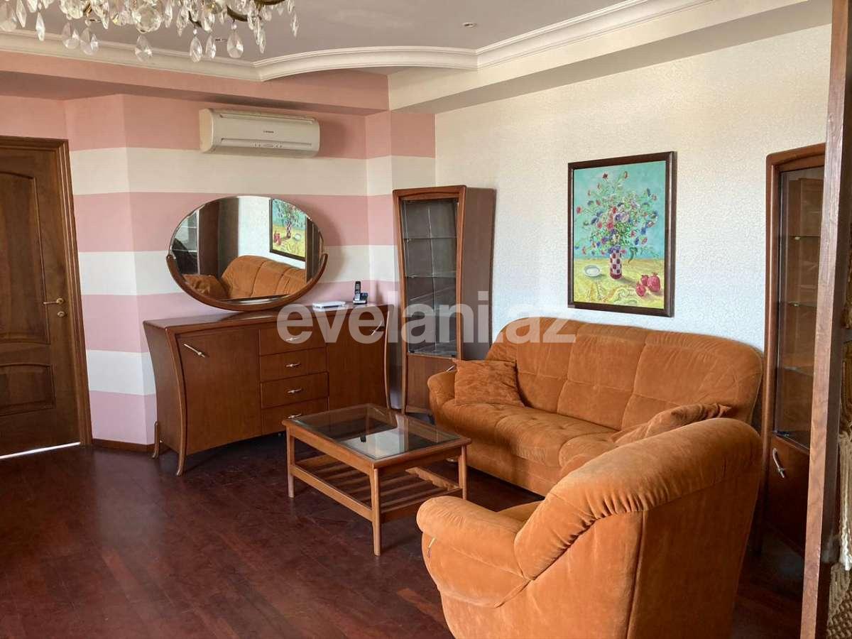 Kirayə verilir, köhnə tikili, 2 otaqlı, 80 m², Bakı, Səbail r.