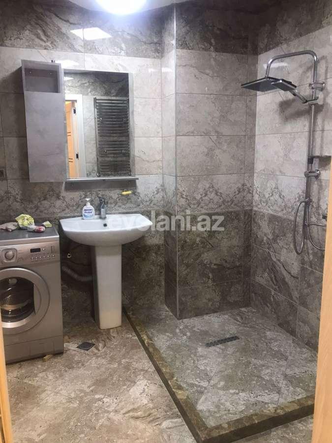 Kirayə verilir, yeni tikili, 3 otaqlı, 125.98 m², Bakı, Nəsimi r, 3-cü mikrorayon q, Memar Əcəmi m.