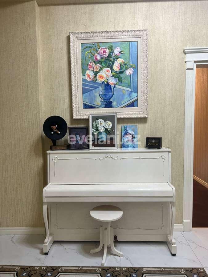 Sale, new building, 3 room, 130 m², Baku, Yasamal r, Inshaatchilar m.