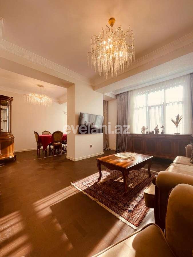Satılır, yeni tikili, 3 otaqlı, 211 m², Bakı, Nəsimi r, 28 may m.