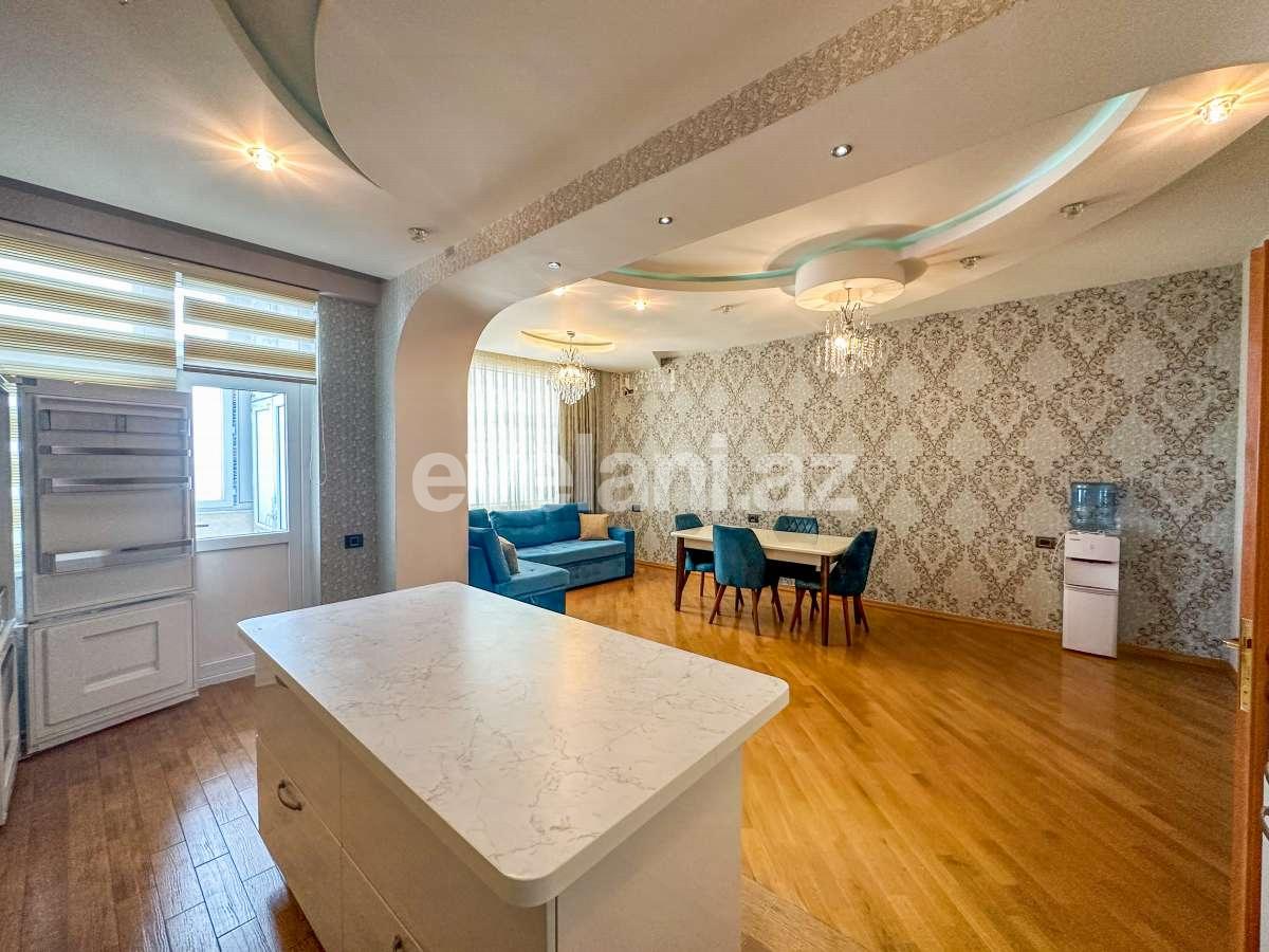 Satılır, yeni tikili, 3 otaqlı, 118 m², Bakı, Nizami r, Neftçilər m.