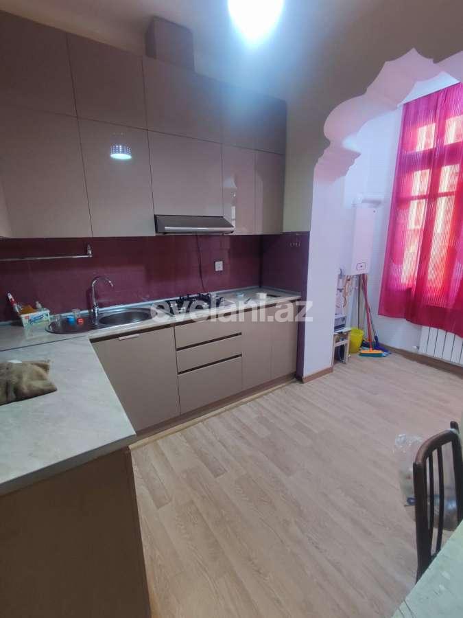 Kirayə verilir, köhnə tikili, 2 otaqlı, 72 m², Bakı, Xətai r, 28 may m.