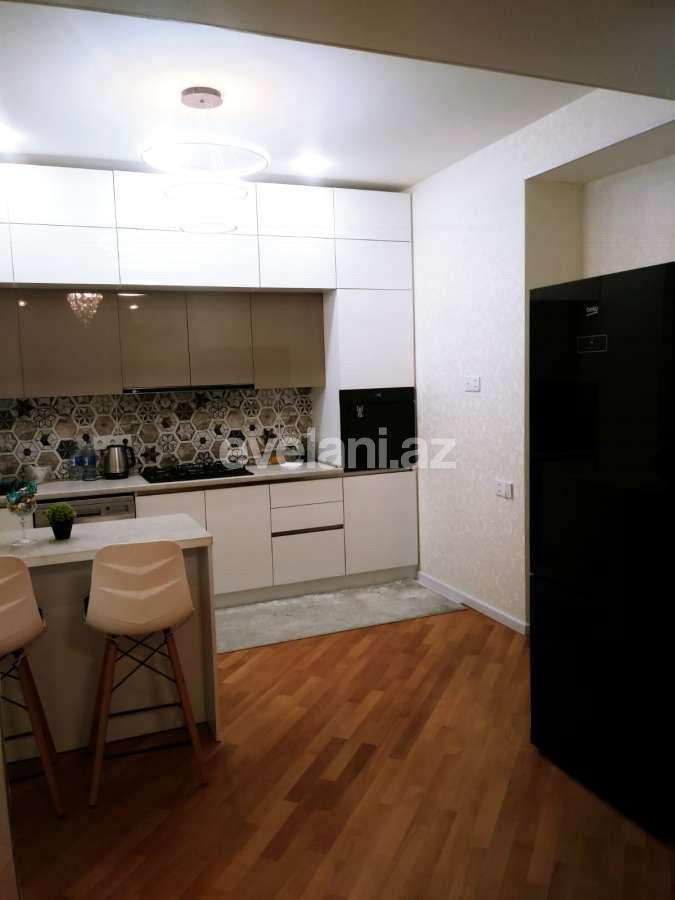 Satılır, yeni tikili, 3 otaqlı, 117 m², Bakı, Nizami r, Qara Qarayev m.