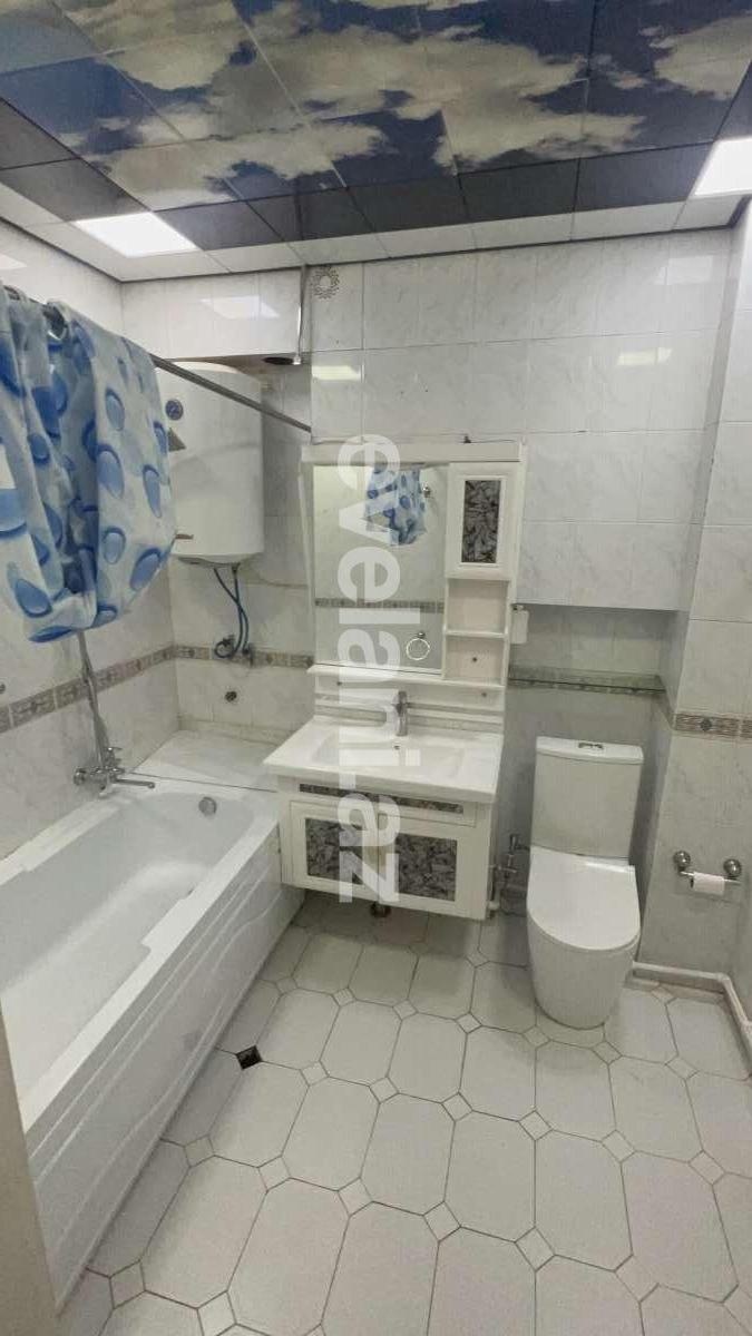 Sale, old building, 3 room, 117 m², Baku, Nasimi r, 28 may m.