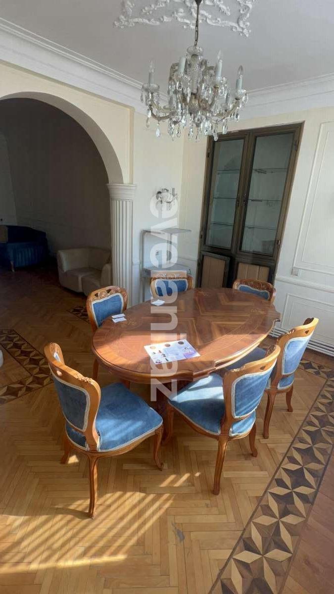 Sale, old building, 3 room, 117 m², Baku, Nasimi r, 28 may m.