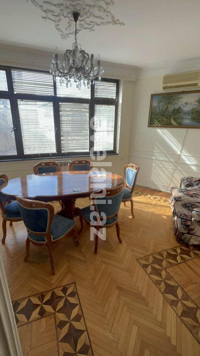 Sale, old building, 3 room, 117 m², Baku, Nasimi r, 28 may m.