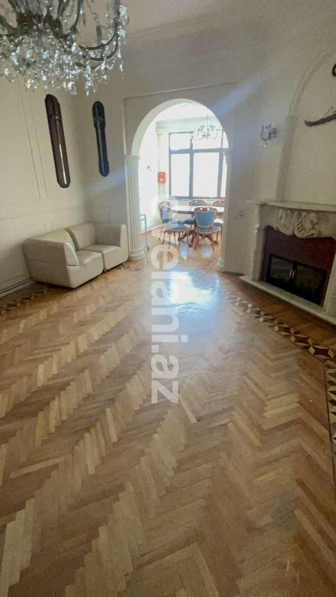 Sale, old building, 3 room, 117 m², Baku, Nasimi r, 28 may m.