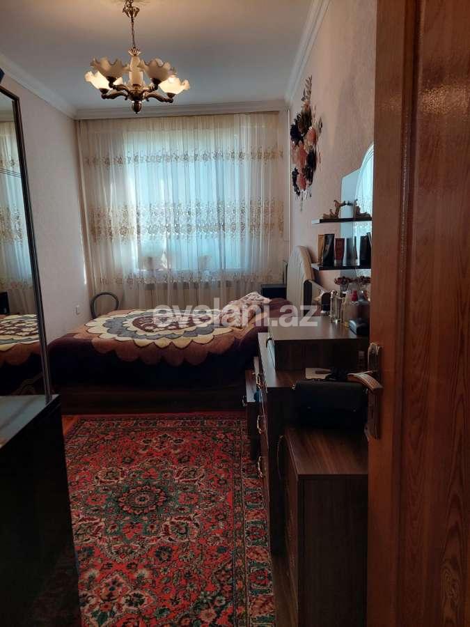 Satılır, köhnə tikili, 2 otaqlı, 48 m², Bakı, Nəsimi r, 1-ci mikrorayon q, Memar Əcəmi m.