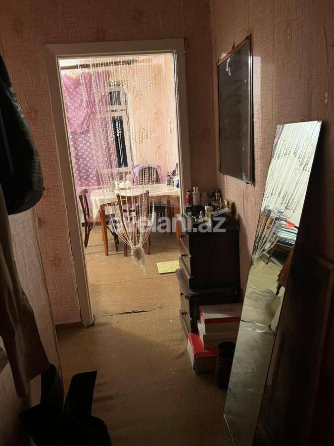 Satılır, köhnə tikili, 1 otaqlı, 32.5 m², Bakı, Yasamal r, Yasamal q, Elmlər Akademiyası m.