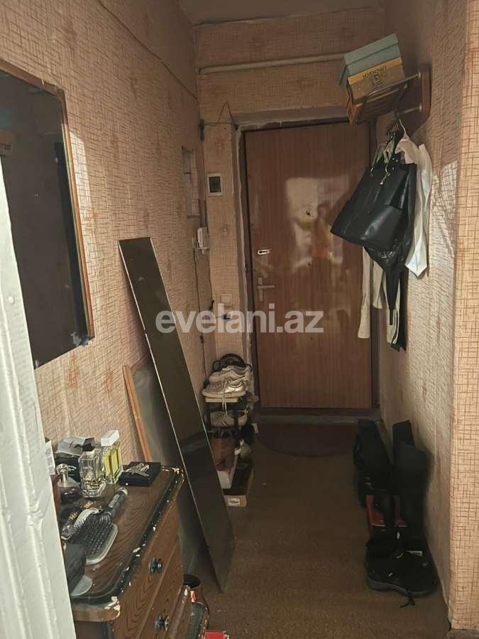 Satılır, köhnə tikili, 1 otaqlı, 32.5 m², Bakı, Yasamal r, Yasamal q, Elmlər Akademiyası m.