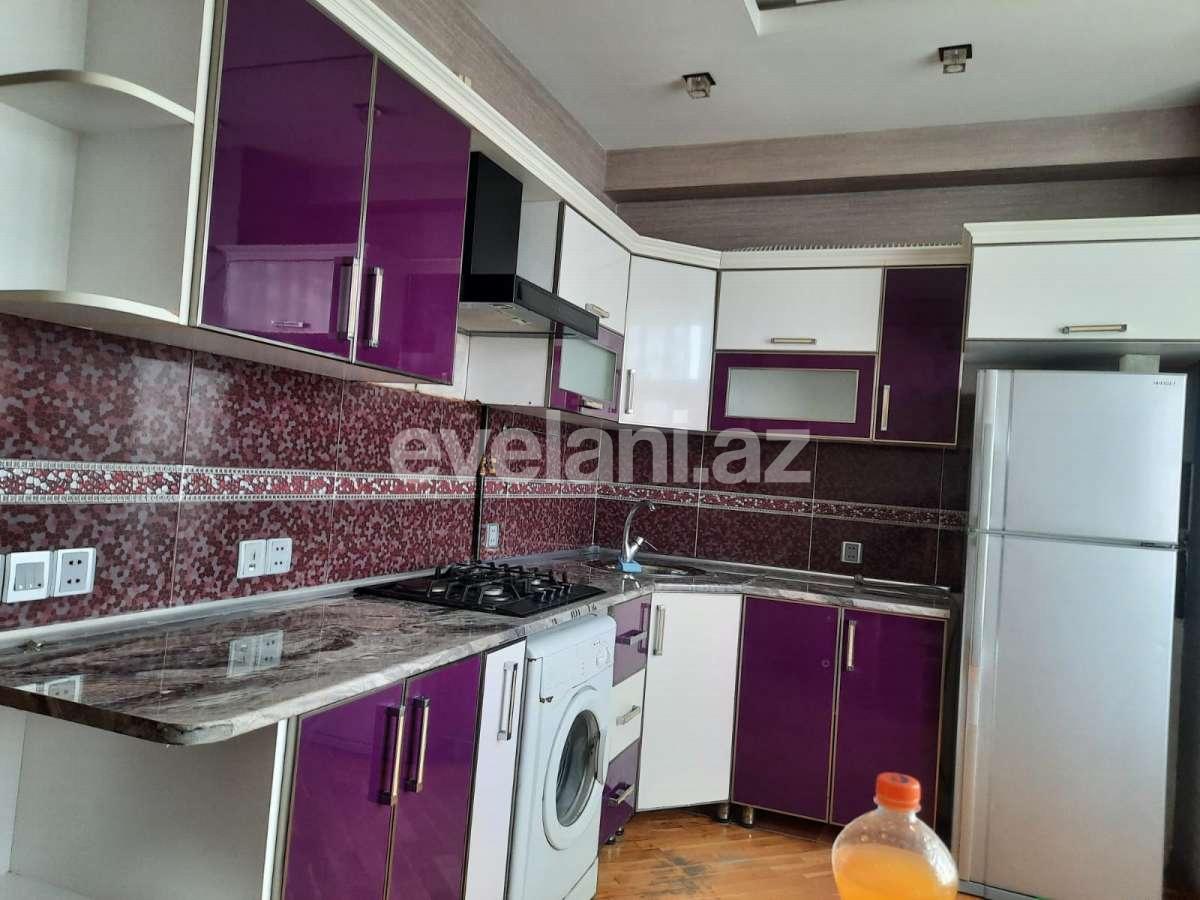 Rent, old building, 3 room, 125 m², Baku, Nizami r, Khalglar Doslugu m.