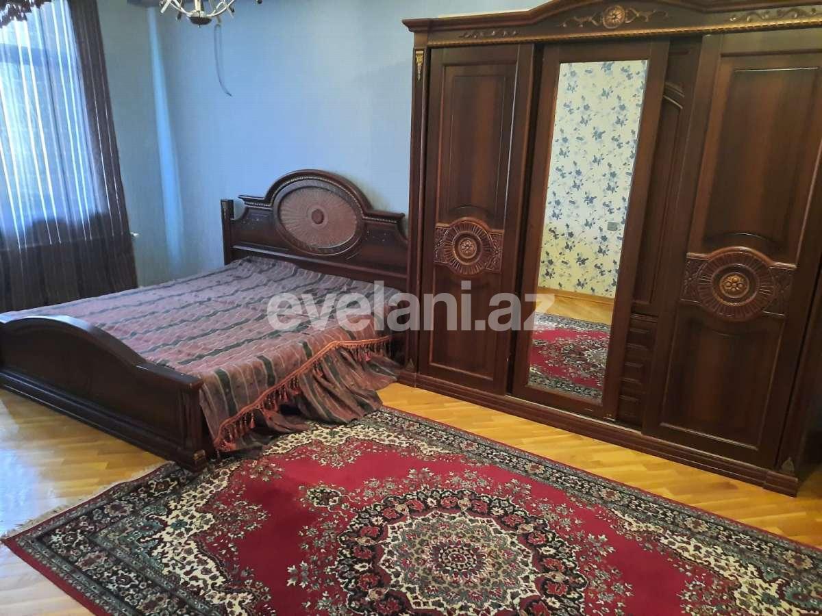 Rent, old building, 3 room, 125 m², Baku, Nizami r, Khalglar Doslugu m.
