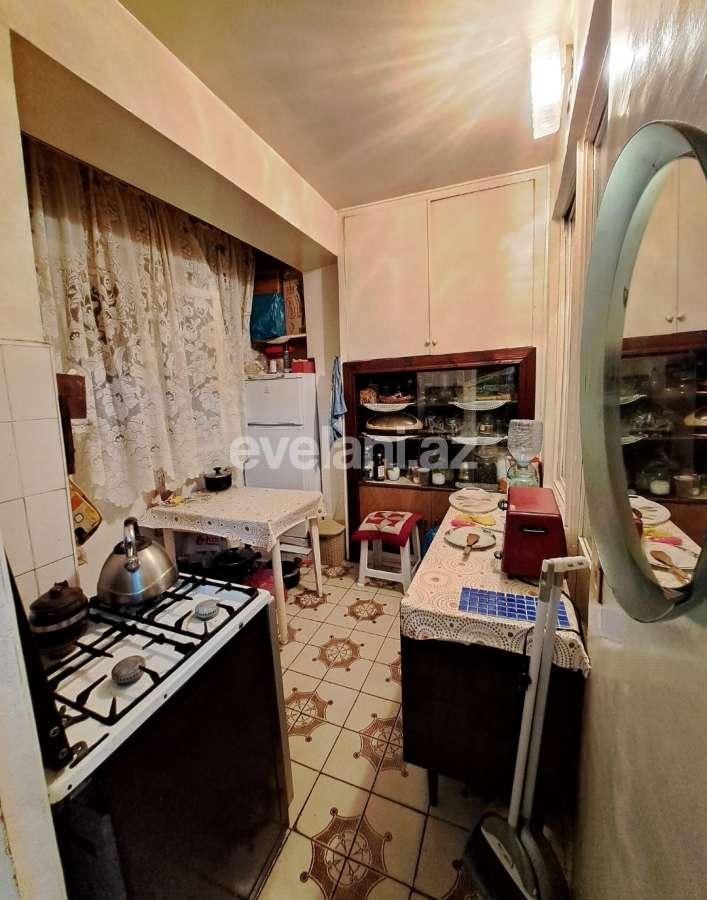 Satılır, köhnə tikili, 5 otaqlı, 100 m², Bakı, Xətai r.