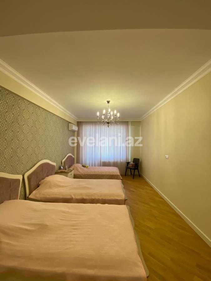 Satılır, yeni tikili, 4 otaqlı, 180 m², Bakı, Yasamal r, İnşaatçılar m.