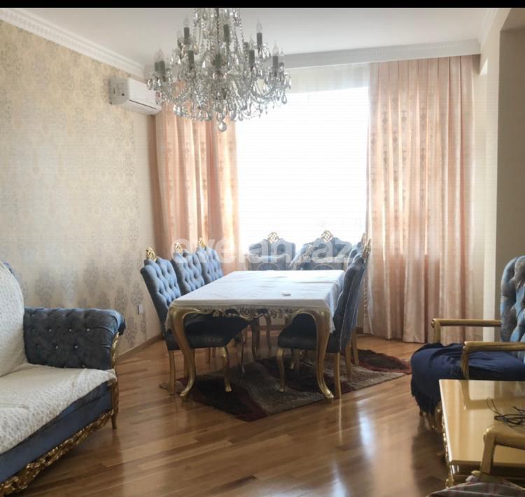 Kirayə verilir, yeni tikili, 2 otaqlı, 70 m², Bakı, Yasamal r.