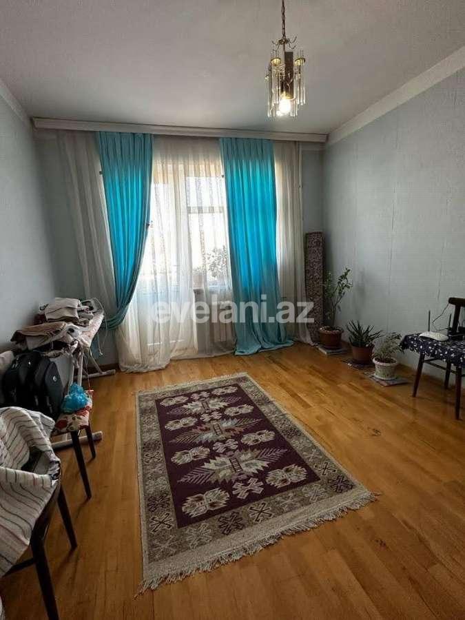 Satılır, köhnə tikili, 3 otaqlı, 104 m², Bakı, Suraxanı r.