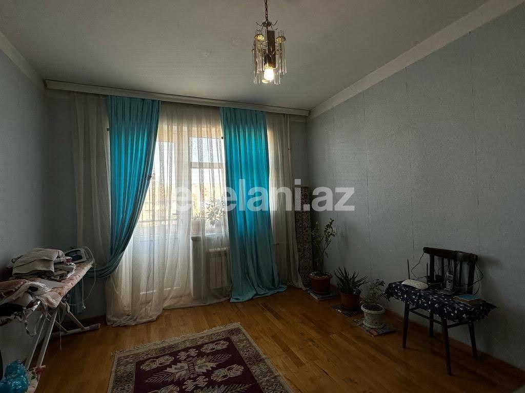 Satılır, köhnə tikili, 3 otaqlı, 104 m², Bakı, Suraxanı r.