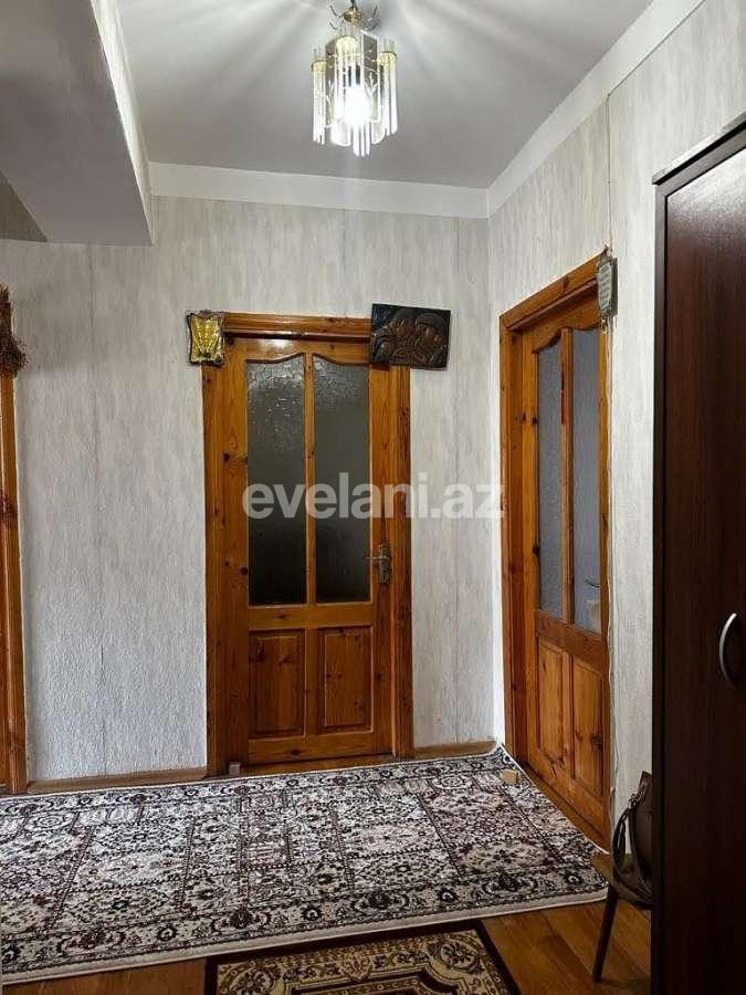 Satılır, köhnə tikili, 3 otaqlı, 104 m², Bakı, Suraxanı r.
