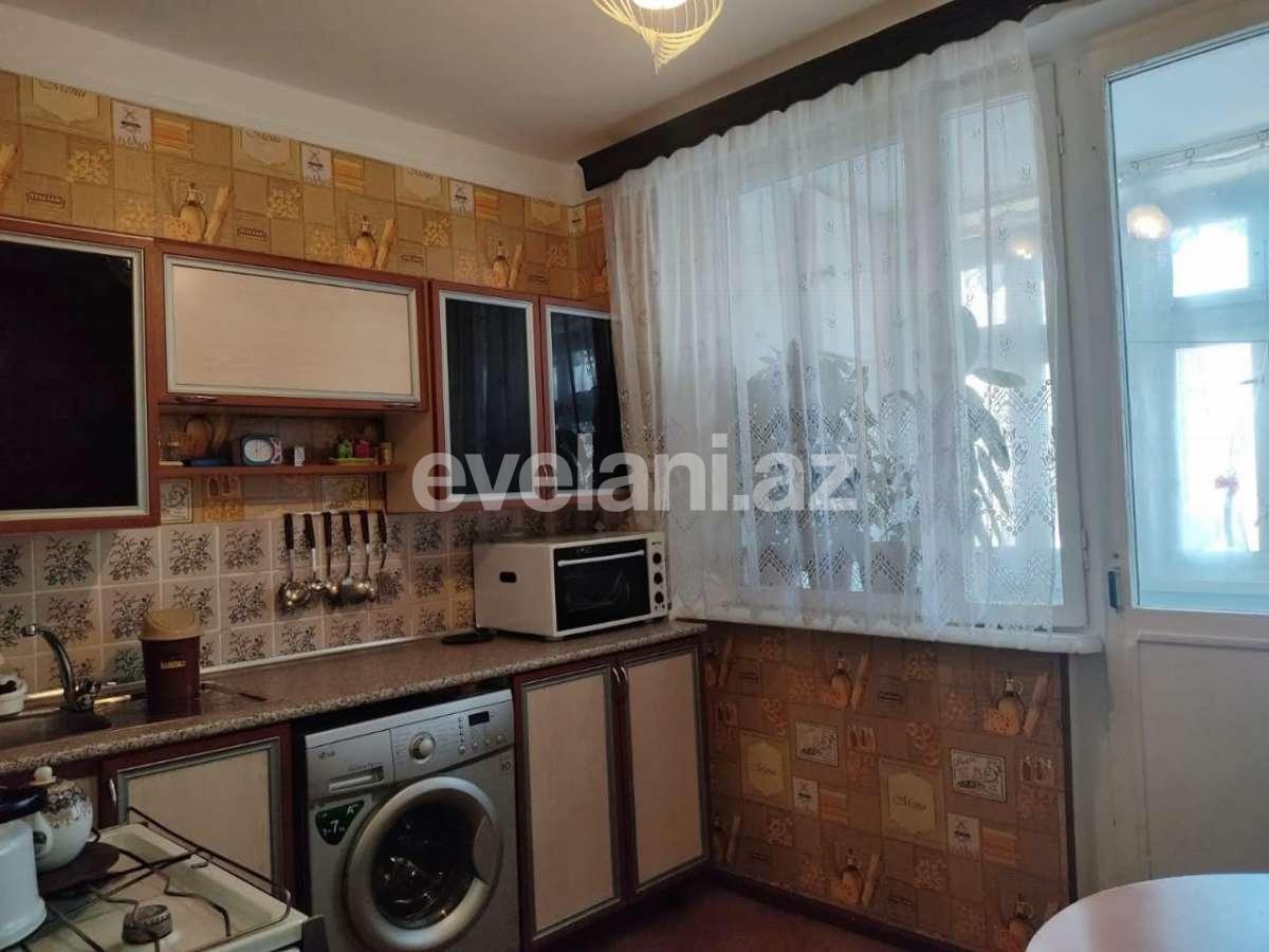 Satılır, köhnə tikili, 3 otaqlı, 75 m², Bakı, Suraxanı r.